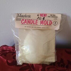 Mangelsen's 4.5" Egg Shape Candle Mold 3D #135 Plaster Soap Craft NOS 1970's
